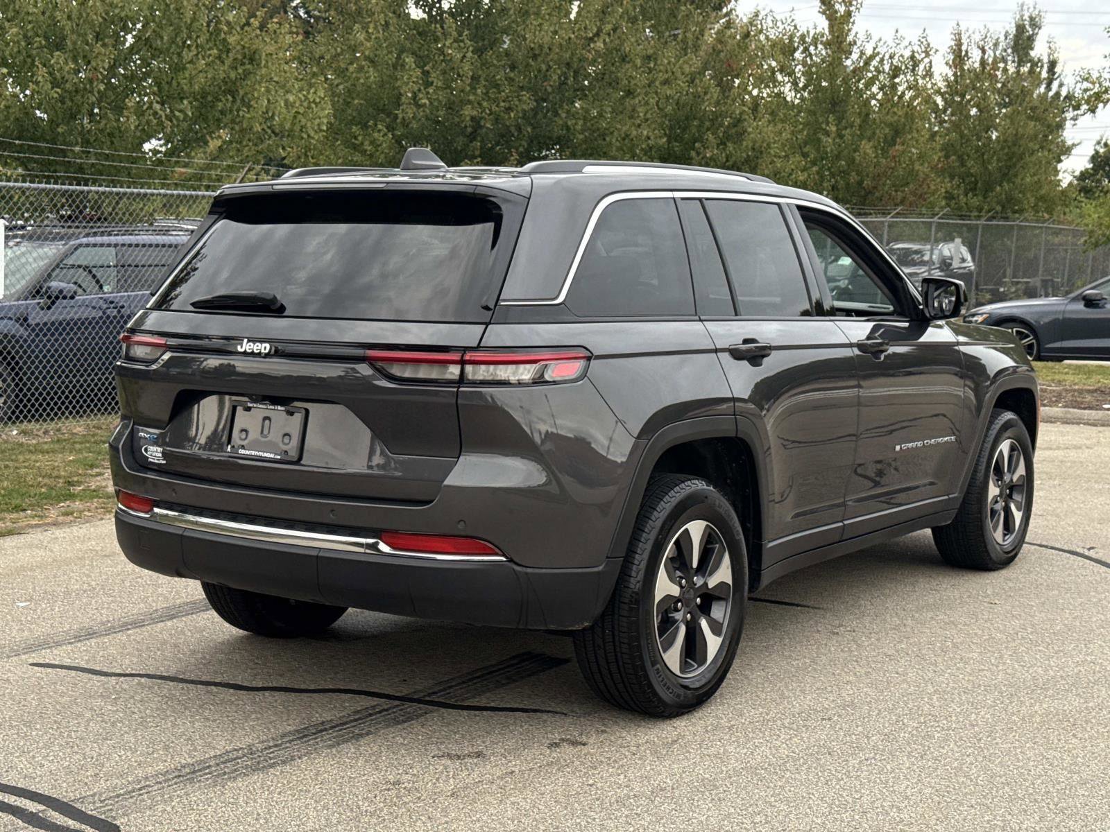 Used 2024 Jeep Grand Cherokee Limited 4xe image 5