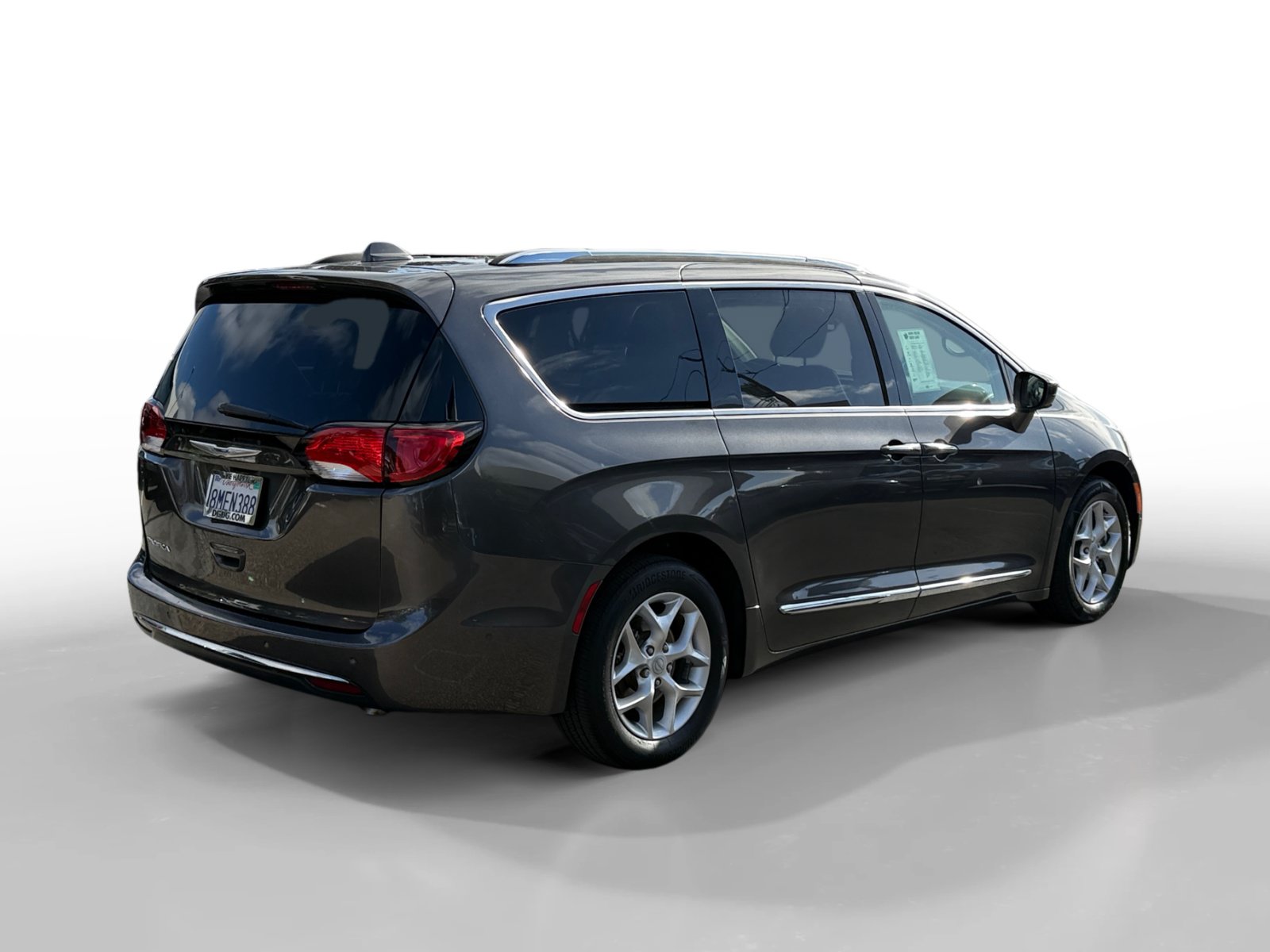 Used 2019 Chrysler Pacifica Touring-L Plus w/ Advanced Safetytec Group FWD image 5