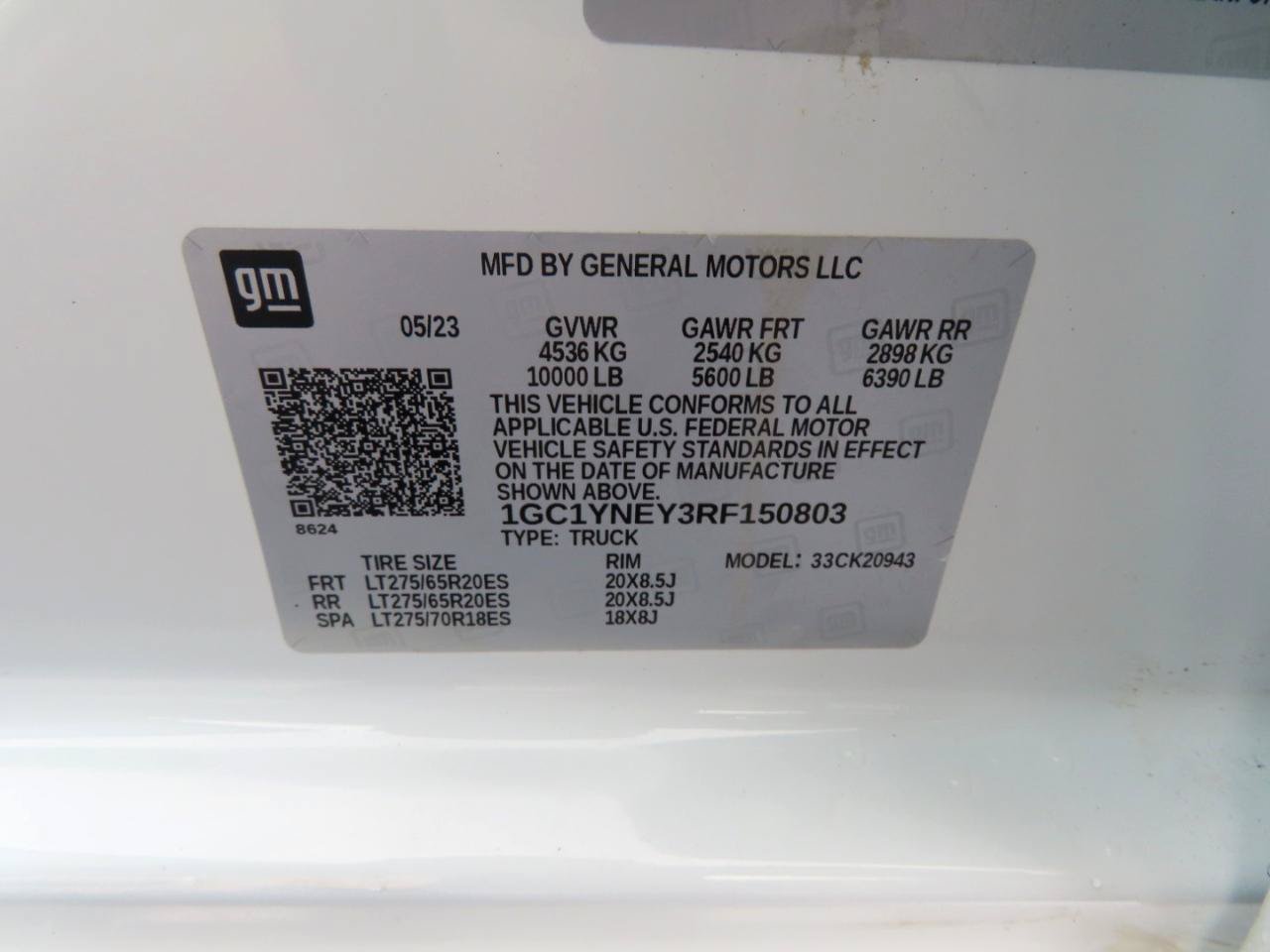 Used 2024 Chevrolet Silverado 2500 LT AWD/4WD image 24