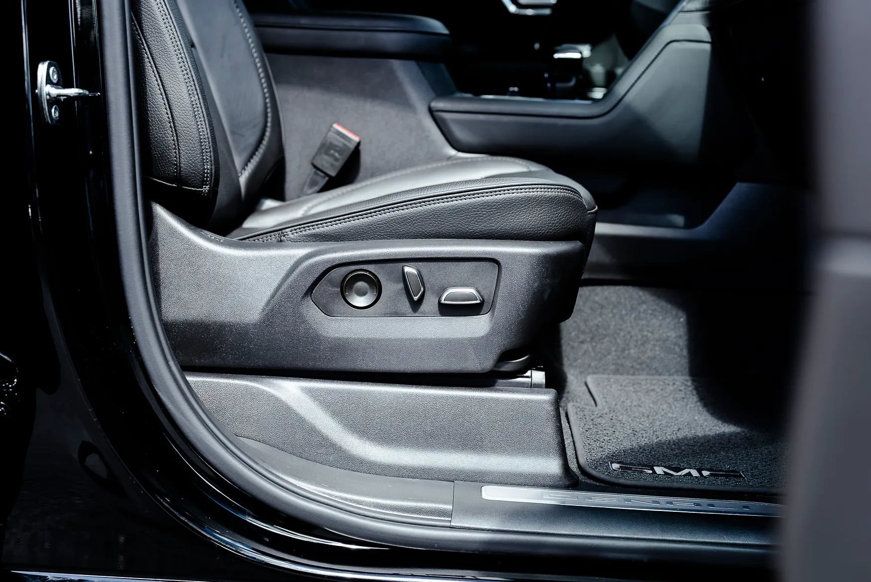 Used 2022 GMC Sierra 1500 Denali image 25