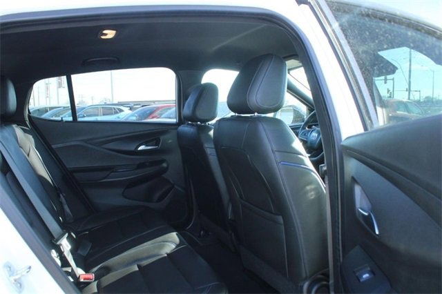 Used 2025 Buick Envista Sport Touring w/ Convenience I Package image 9