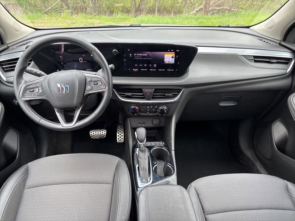 Used 2024 Buick Encore GX Preferred AWD/4WD image 17