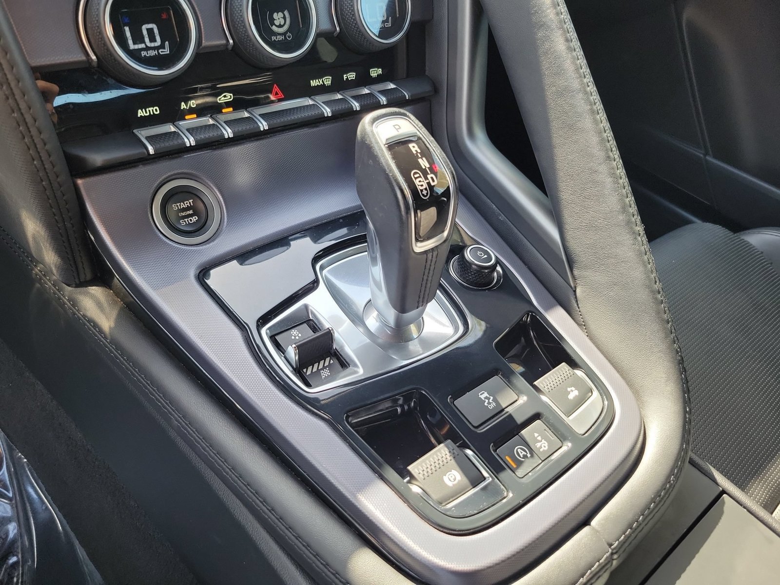 Used 2020 Jaguar F-TYPE Checkered Flag RWD image 27