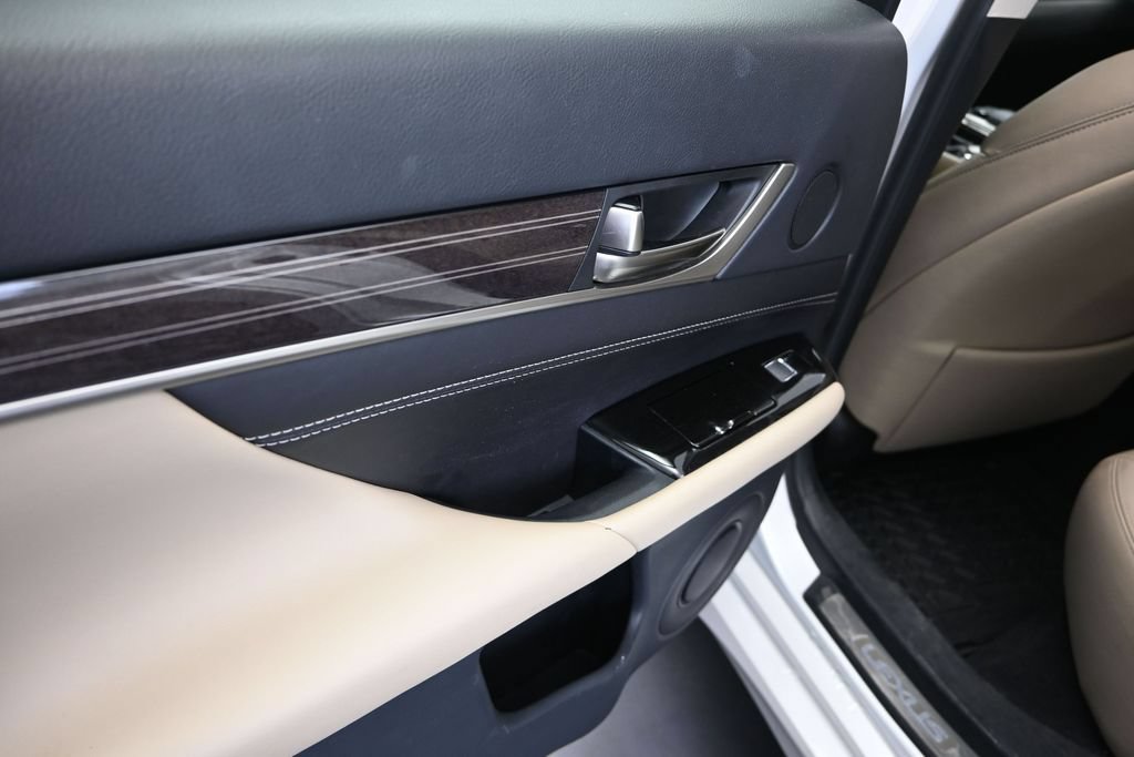 Used 2017 Lexus GS 350 w/ Preferred Accessory Package RWD image 15