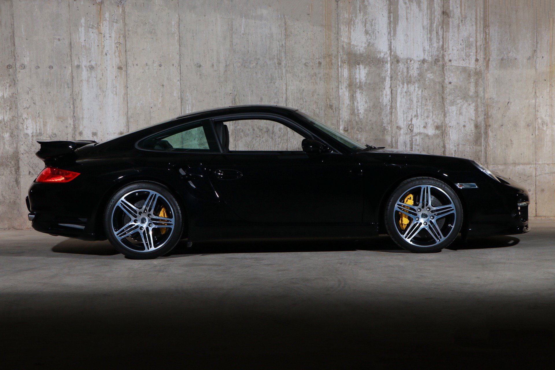 Used 2008 Porsche 911 Turbo AWD/4WD image 15