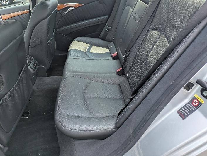 Used 2006 Mercedes-Benz E 500 4MATIC Sedan image 15