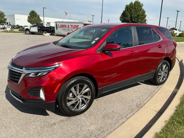 Used 2023 Chevrolet Equinox LT FWD image 3