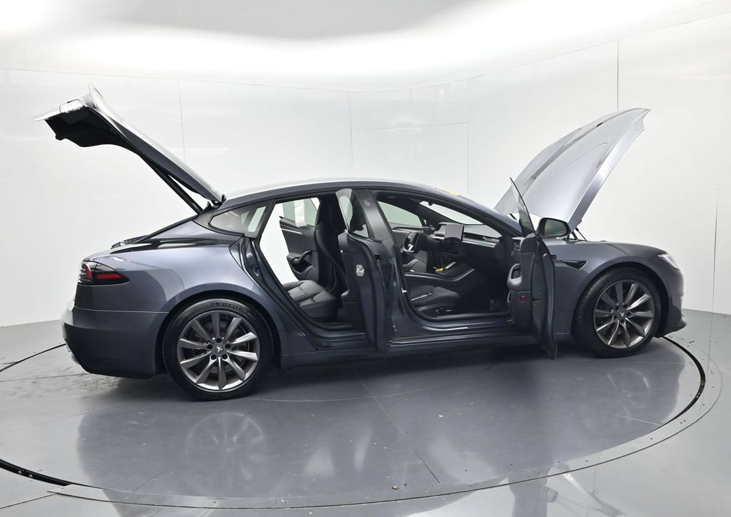 Used 2022 Tesla Model S Plaid AWD/4WD image 58