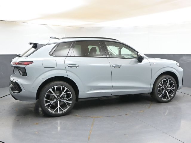 New 2026 Audi Q3 quattro 2.0T AWD/4WD image 6