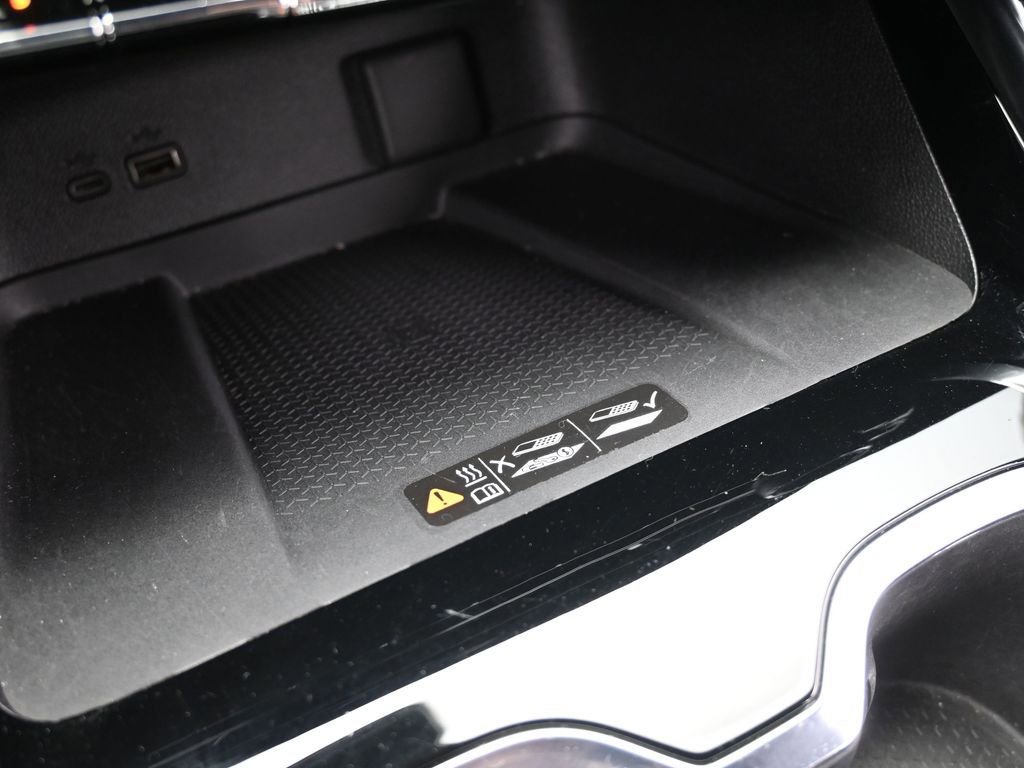 Used 2024 Chevrolet Traverse Z71 w/ Enhanced Driving Package image 34