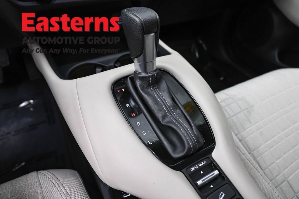 Used 2025 Honda HR-V LX image 13