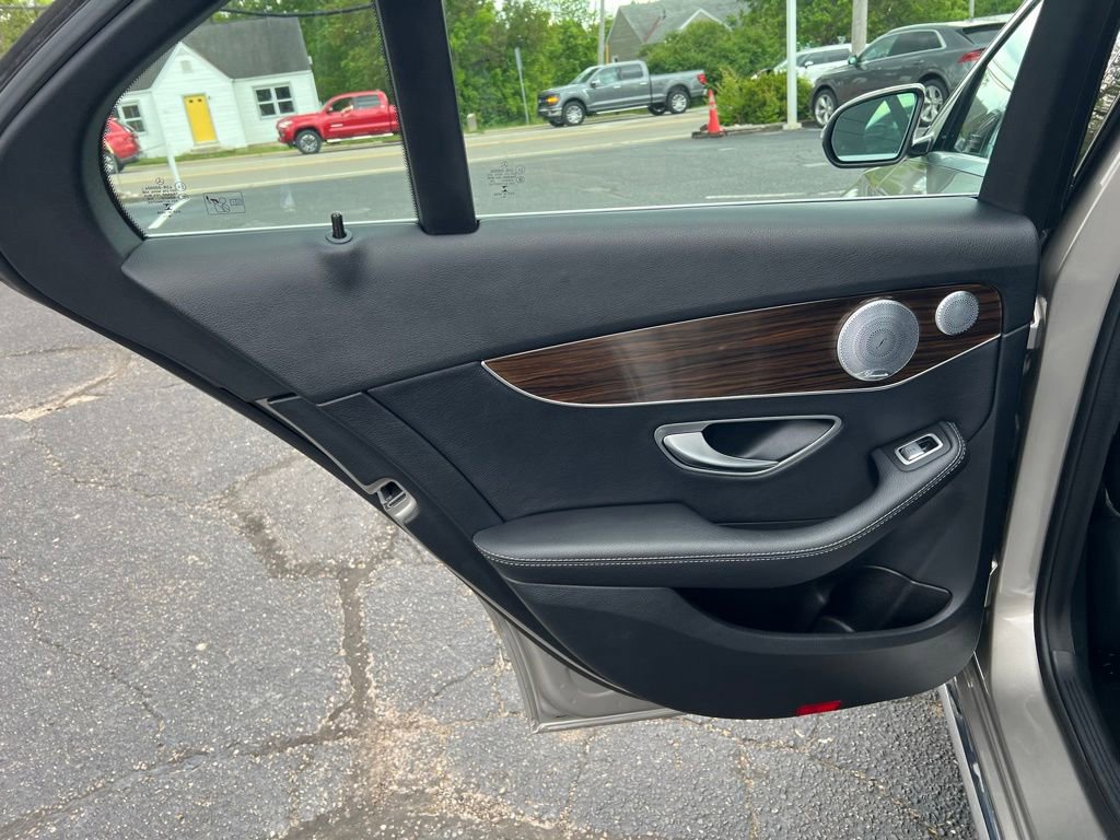 Used 2019 Mercedes-Benz C 300 4MATIC Sedan image 19
