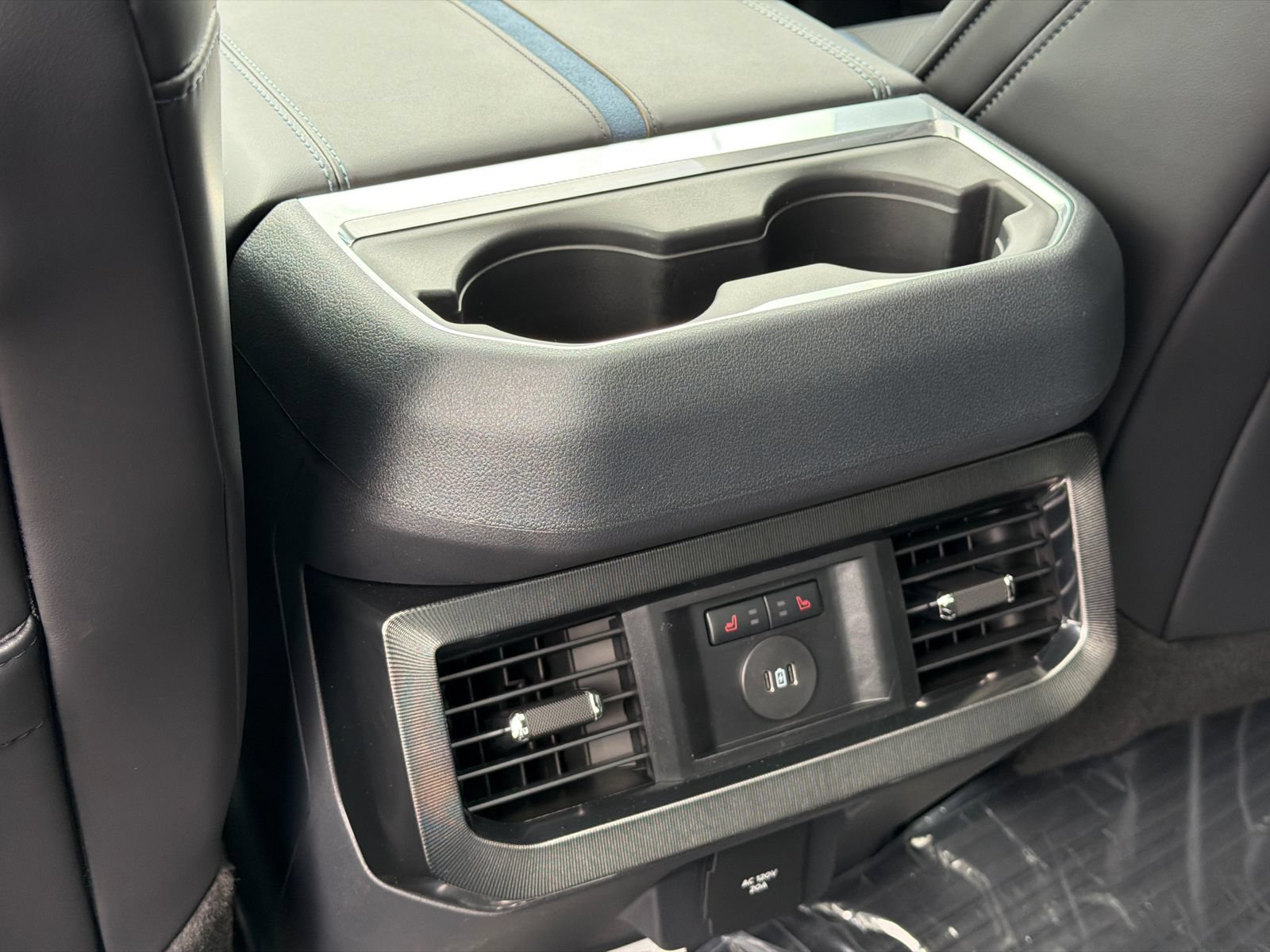 New 2026 Ford F350 Platinum AWD/4WD image 19