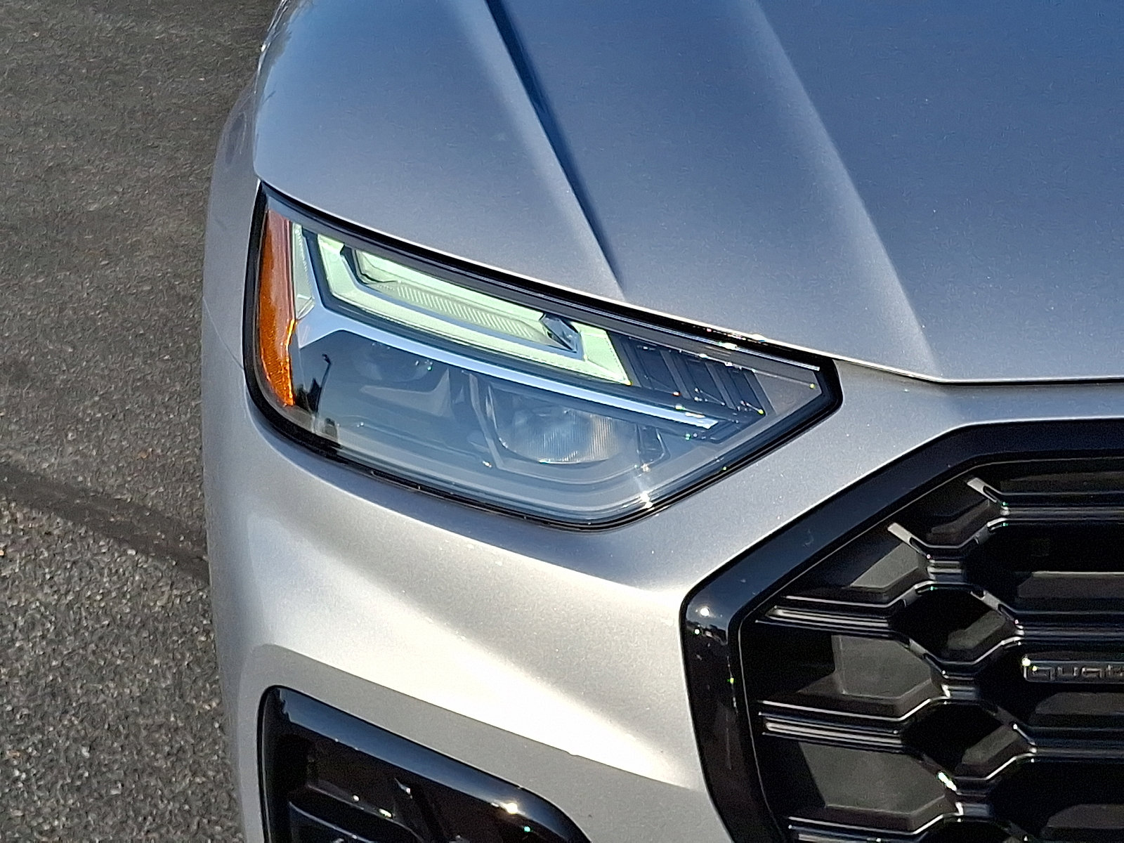 Certified 2025 Audi Q5 2.0T Premium Plus image 9