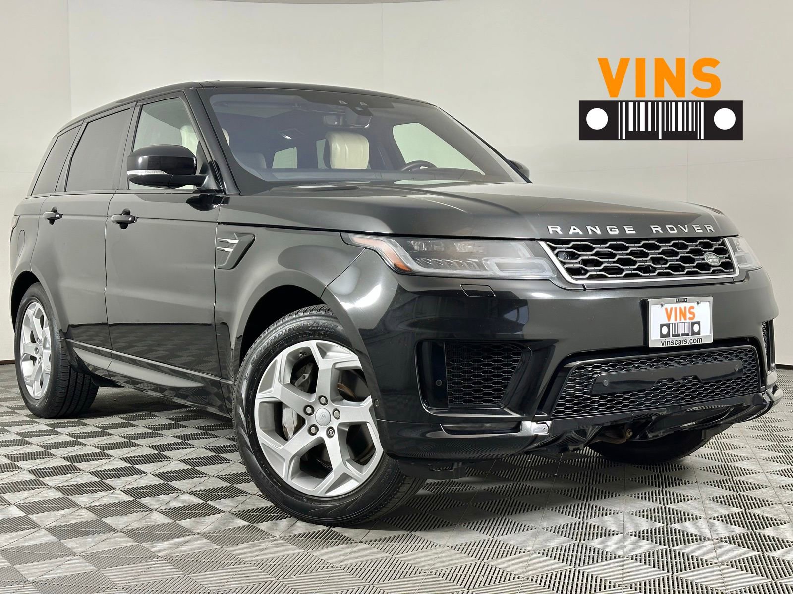 Used 2018 Land Rover Range Rover Sport HSE AWD/4WD image 1