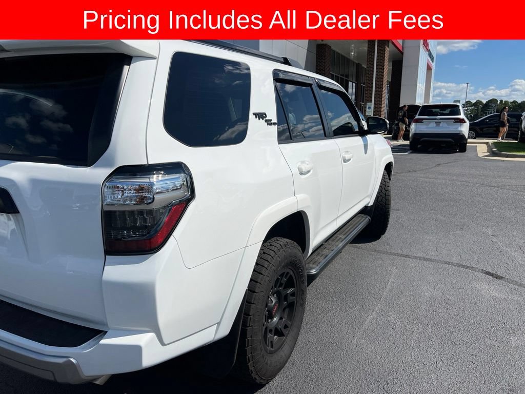 Used 2023 Toyota 4Runner TRD Off-Road Premium w/ Moonroof Package AWD/4WD image 4
