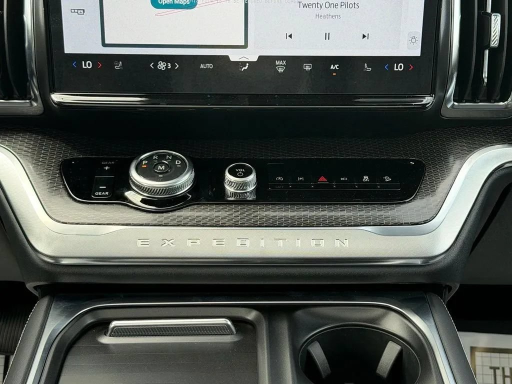 New 2027 Ford Expedition Max Platinum w/ Stealth Performance Package AWD/4WD image 24