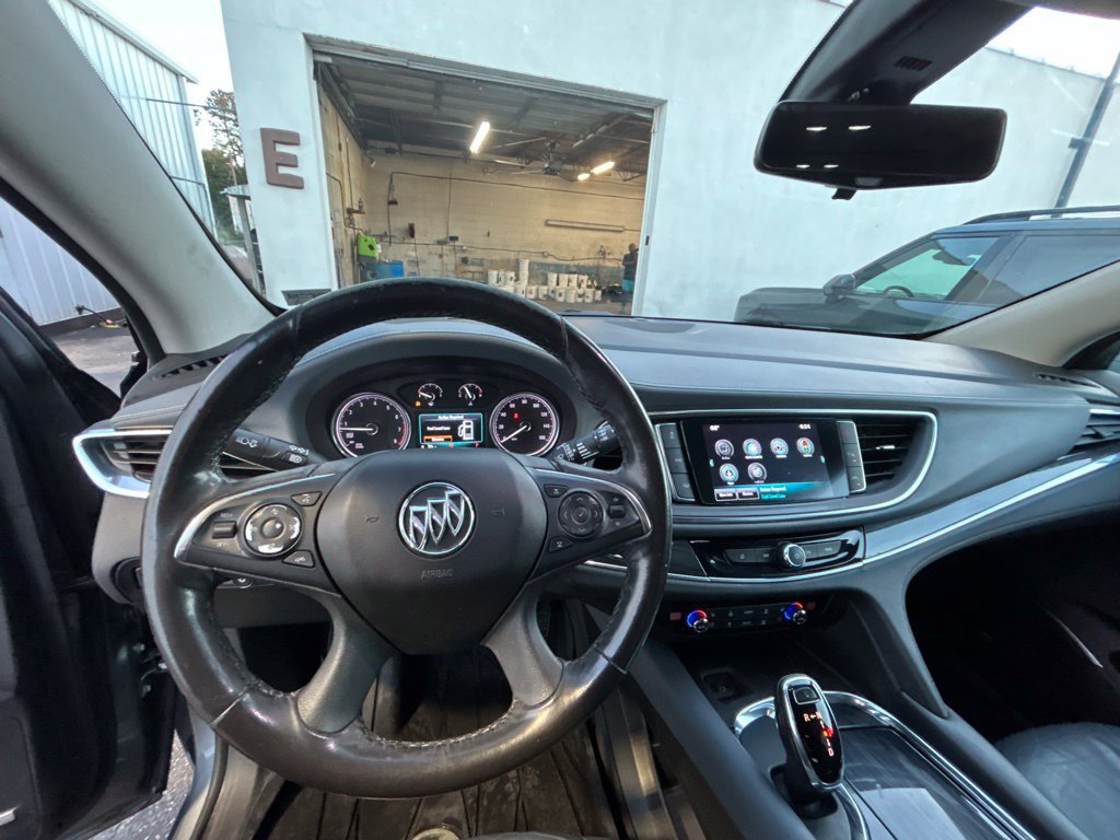 Used 2018 Buick Enclave Premium w/ Experience Buick Package AWD/4WD image 12