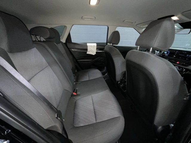 Used 2024 Kia Seltos LX AWD/4WD image 11