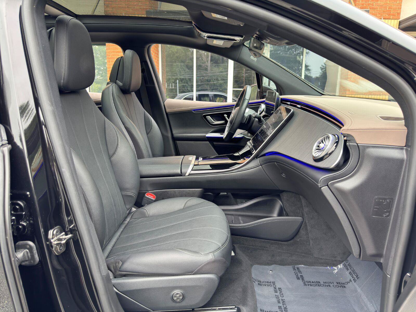 Used 2023 Mercedes-Benz EQE 350+ SUV w/ Exclusive Trim Package image 15