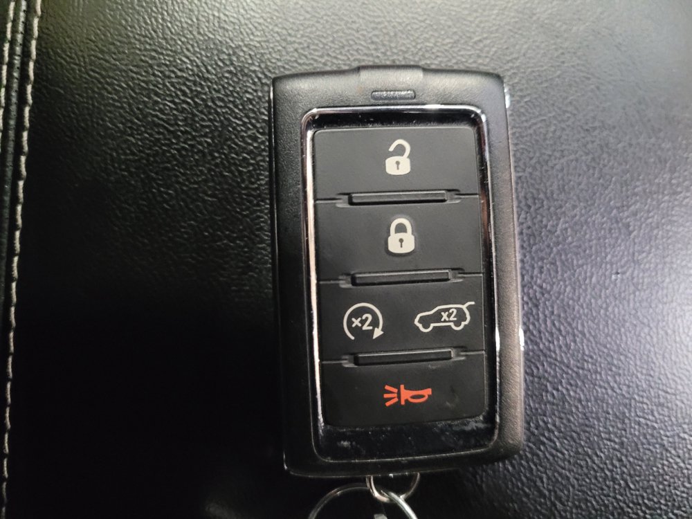 Used 2023 Jeep Grand Cherokee Altitude AWD/4WD image 32
