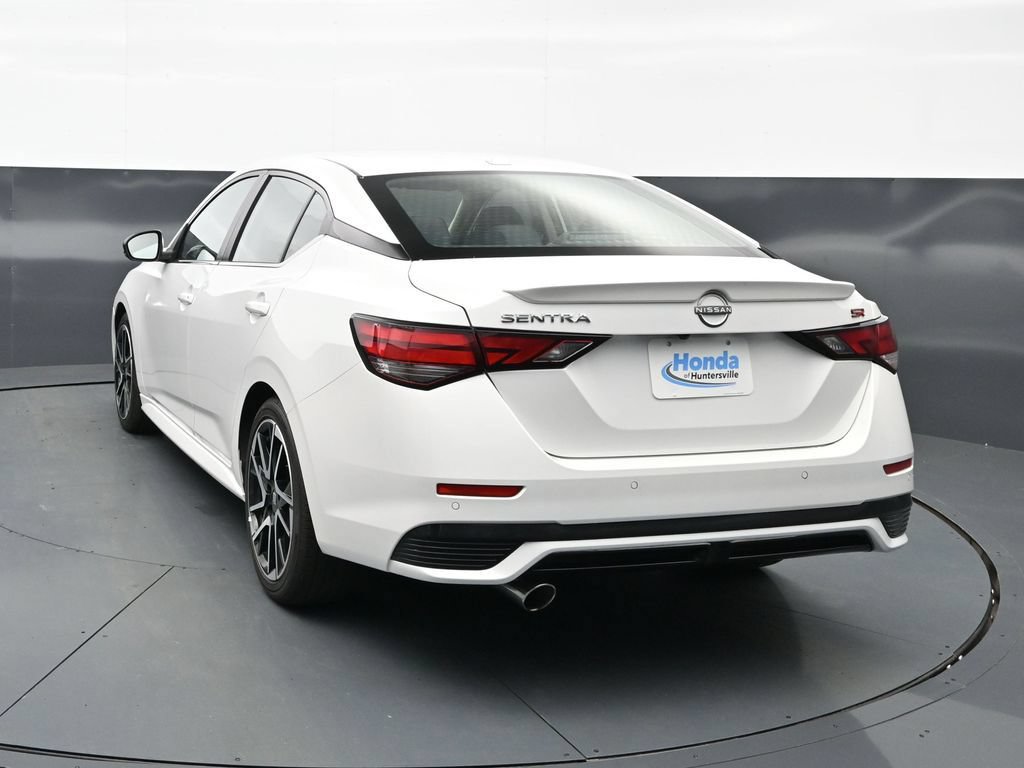 Used 2025 Nissan Sentra SR FWD image 8