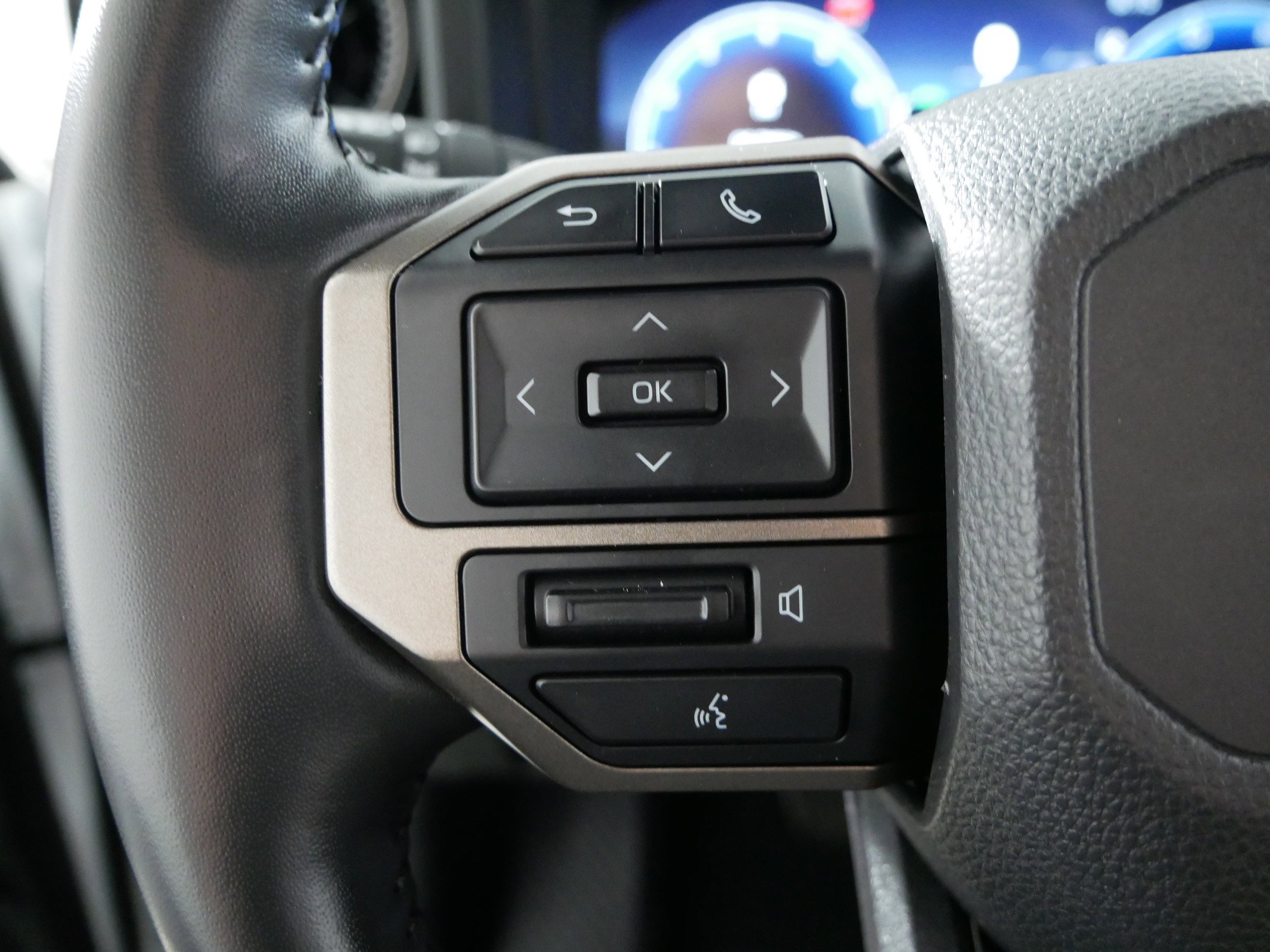 Used 2024 Toyota Land Cruiser w/ Premium Package image 27