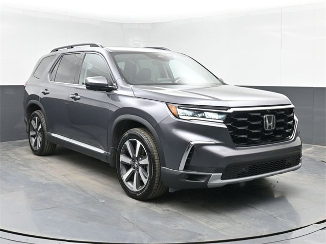 Used 2023 Honda Pilot Elite image 2
