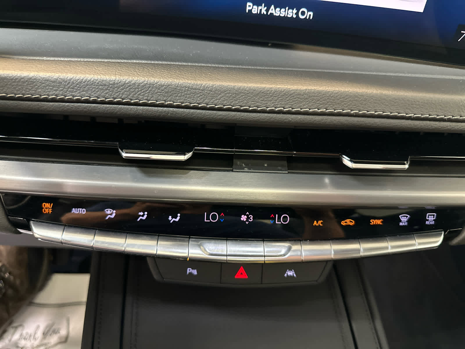 Used 2024 Cadillac XT4 Premium Luxury image 18