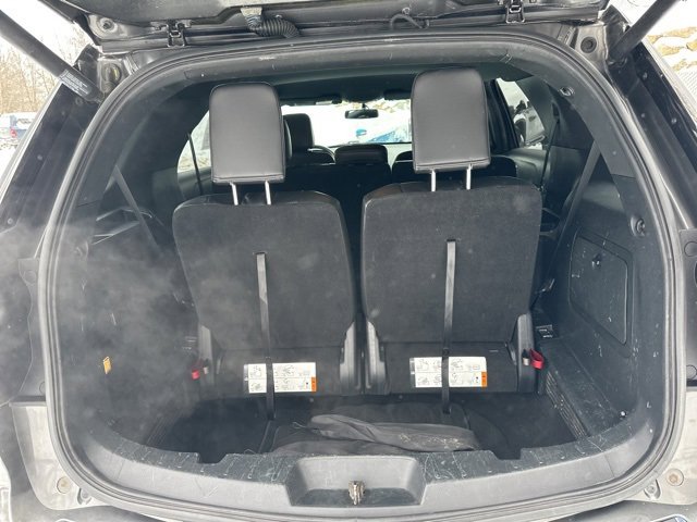 Used 2018 Ford Explorer XLT w/ Equipment Group 202A image 27