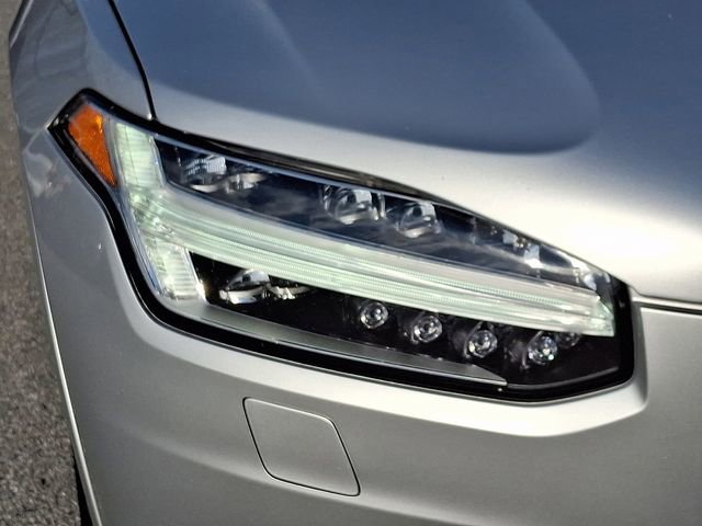 Used 2019 Volvo XC90 T6 Momentum w/ Advanced Package image 9