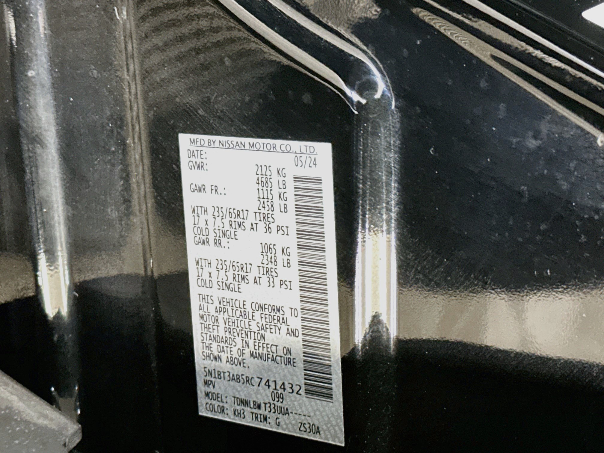 Used 2024 Nissan Rogue S AWD/4WD image 12