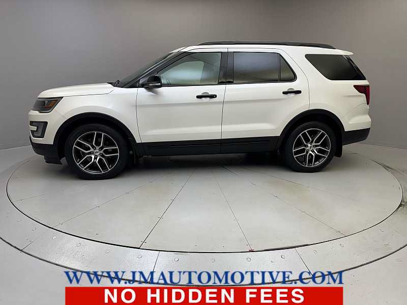 Used 2017 Ford Explorer Sport w/ Equipment Group 401A AWD/4WD image 2