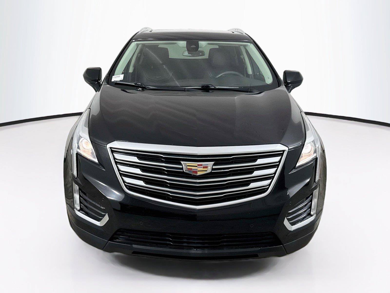 Used 2017 Cadillac XT5 Luxury w/ Driver Awareness Package FWD image 7