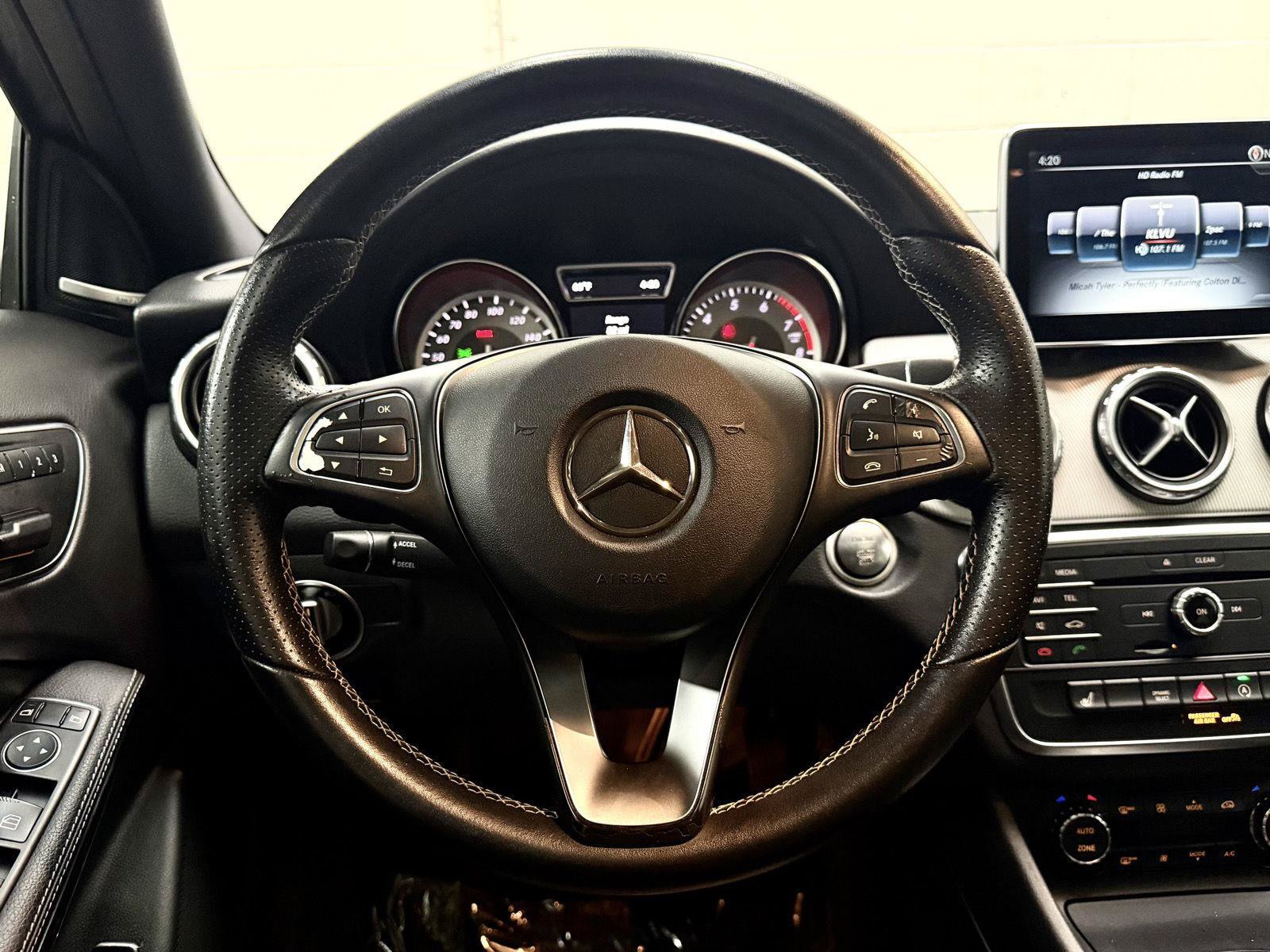 Used 2016 Mercedes-Benz GLA 250 image 23