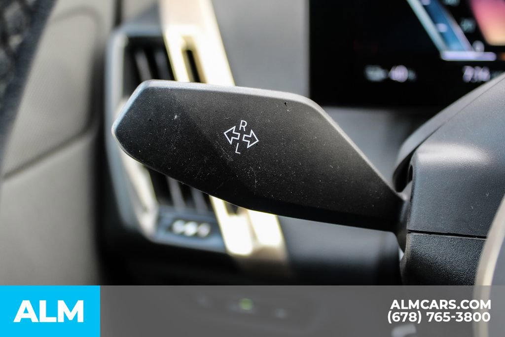 Used 2023 BMW iX xDrive50 image 30