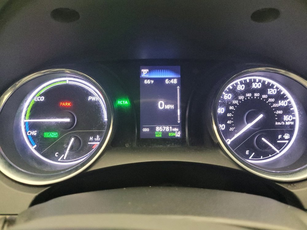 Used 2020 Toyota Camry LE w/ Fleet Convenience Package image 23