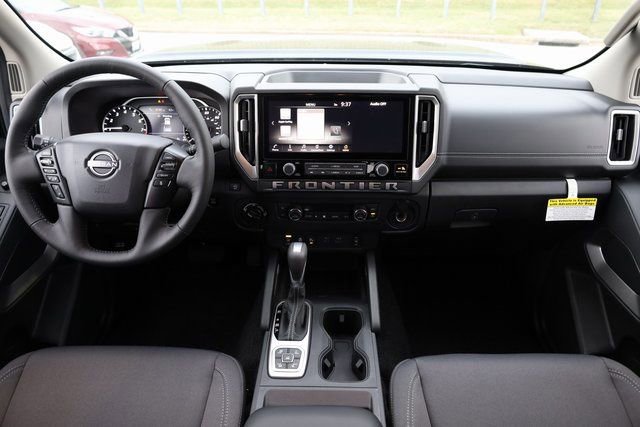 New 2026 Nissan Frontier SV w/ SV Convenience Package AWD/4WD image 11