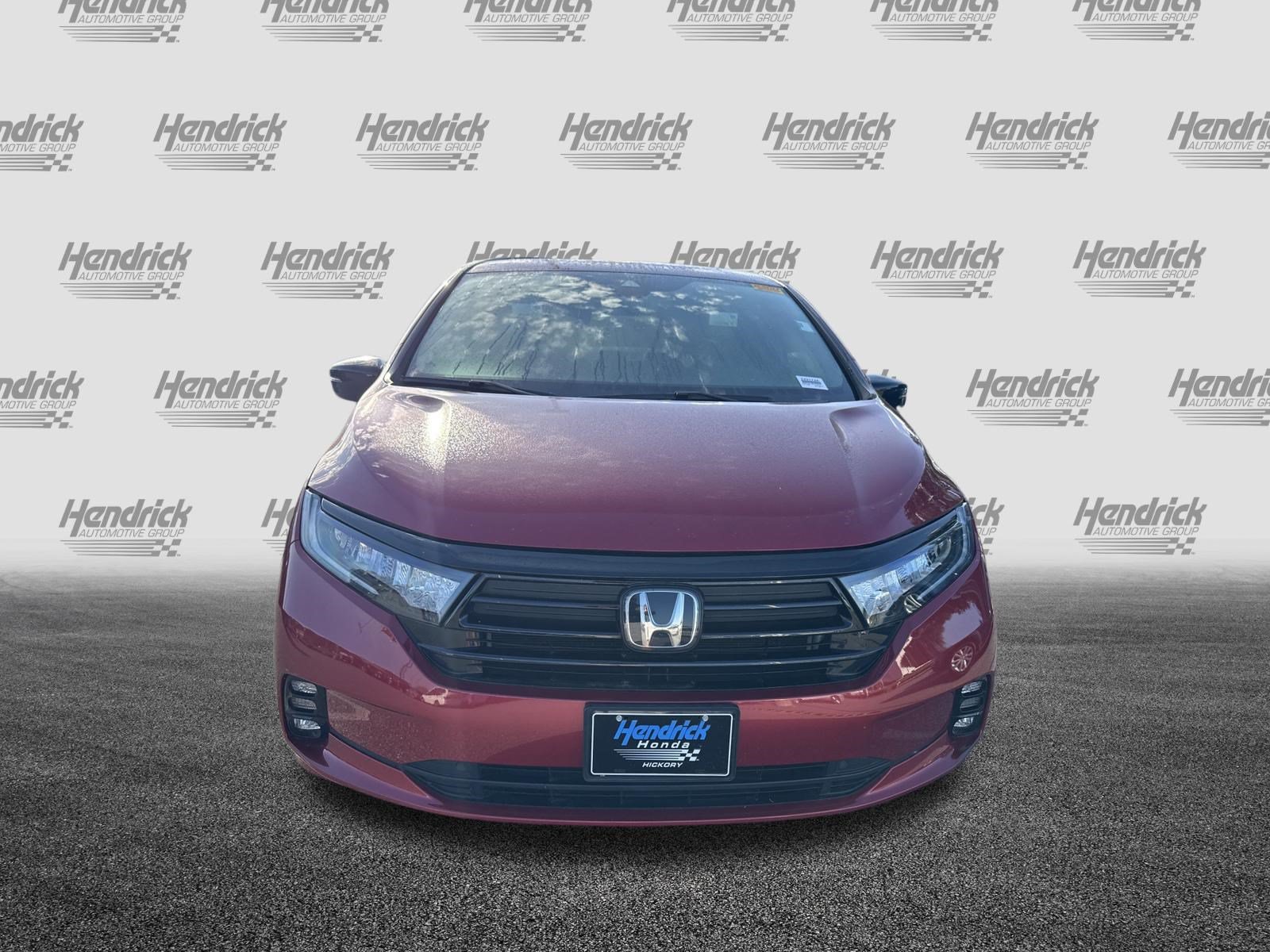 Used 2023 Honda Odyssey Sport image 3