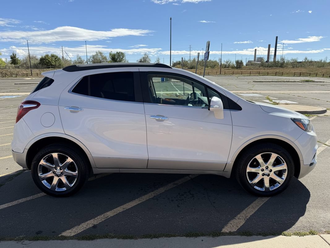 Used 2017 Buick Encore Premium w/ Experience Buick Package AWD/4WD image 4