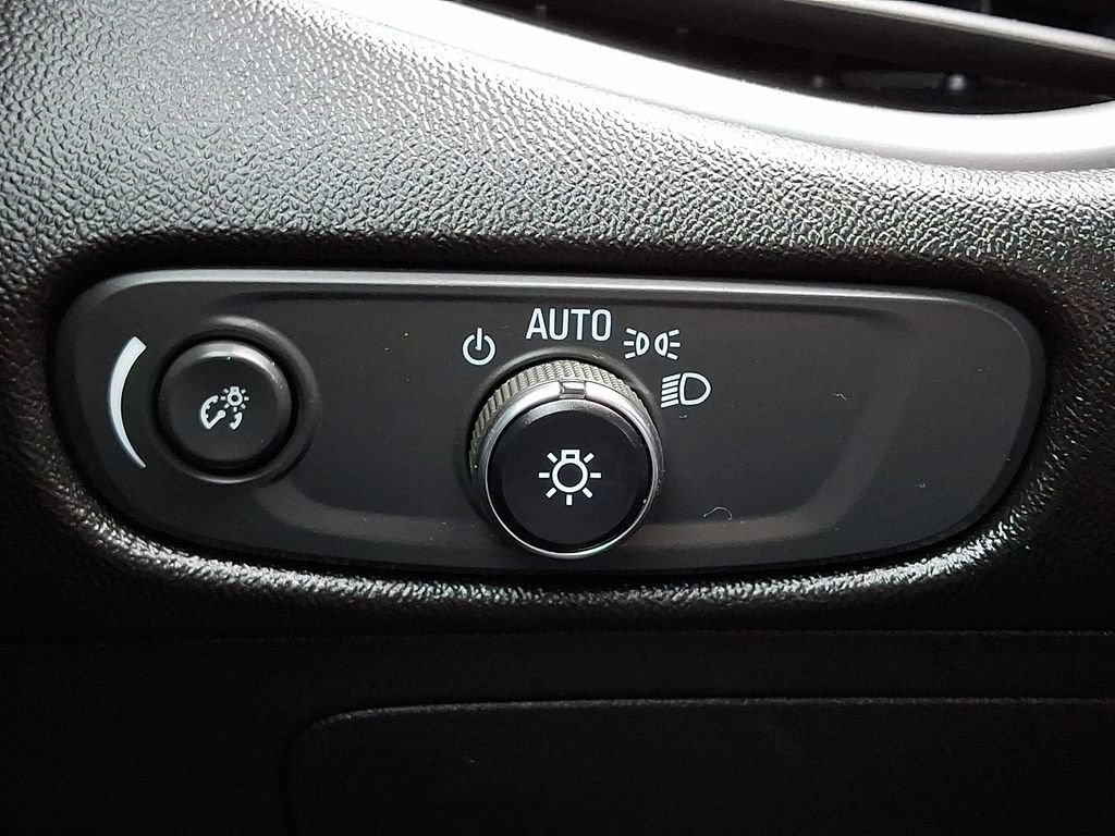 Used 2024 Chevrolet Malibu LT FWD image 27