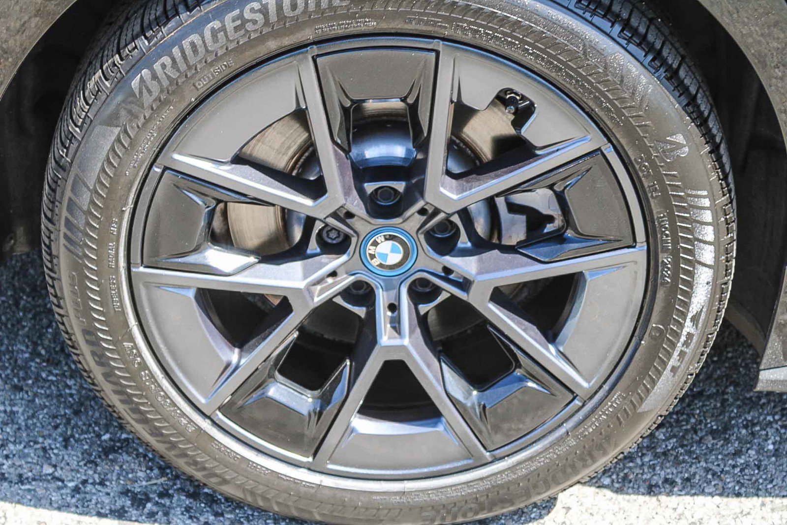 Certified 2023 BMW i4 eDrive40 w/ Premium Package RWD image 11