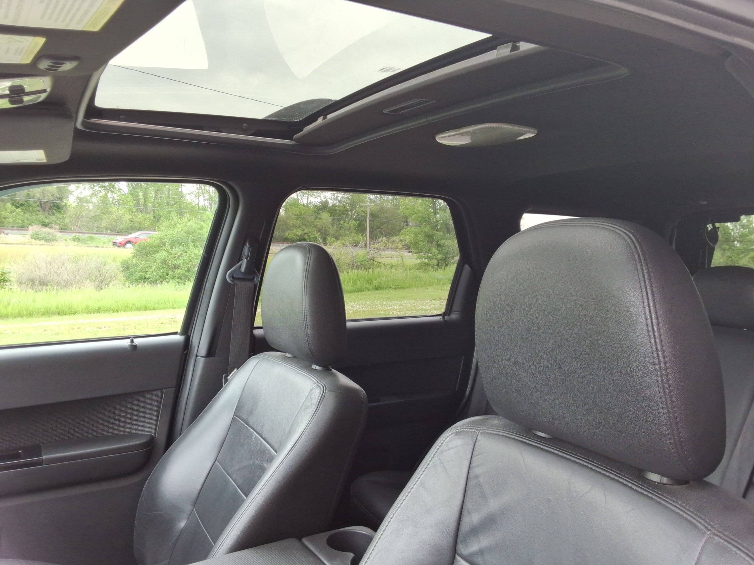 Used 2012 Ford Escape Limited AWD/4WD image 25