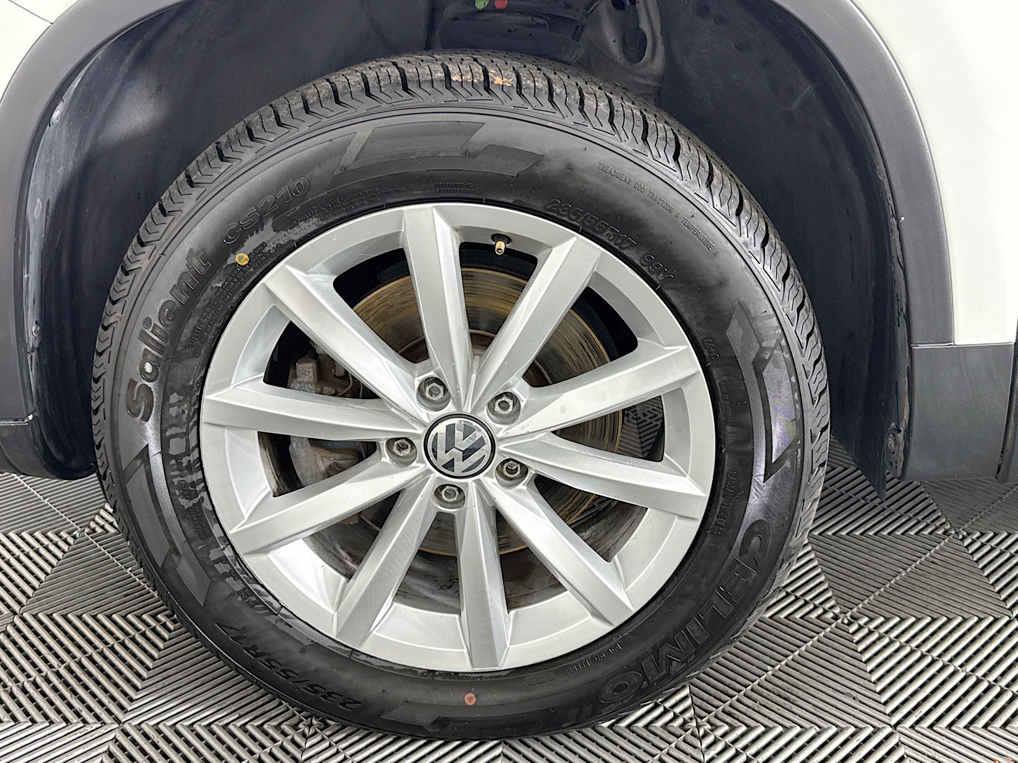 Used 2017 Volkswagen Tiguan Wolfsburg Edition image 37