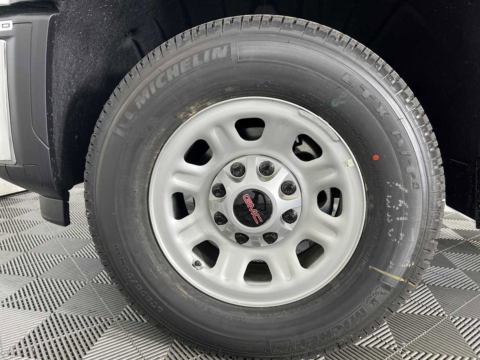 New 2026 GMC Sierra 2500 Pro w/ 1SA Pro Safety Plus Package image 18