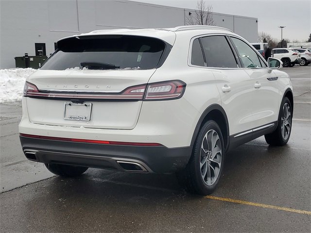 Used 2022 Lincoln Nautilus Reserve image 7