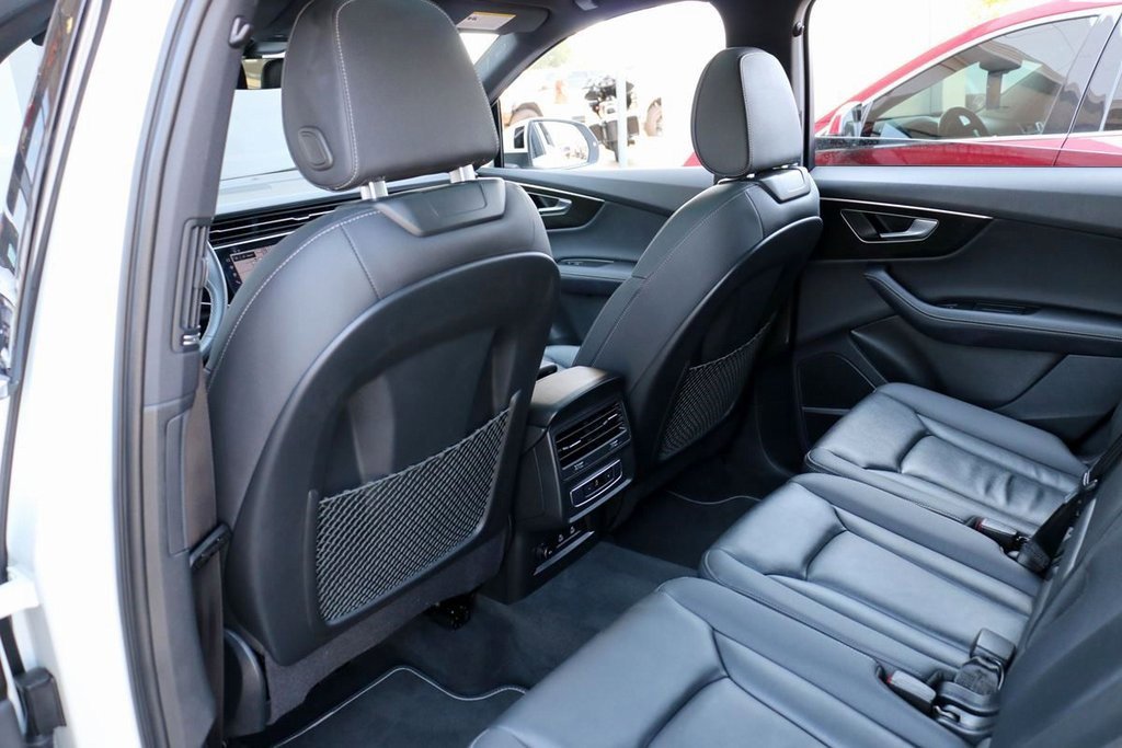 Used 2025 Audi Q7 3.0T Premium Plus image 23