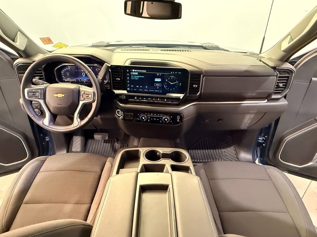 Certified 2025 Chevrolet Silverado 3500 LT w/ All Star Edition image 18