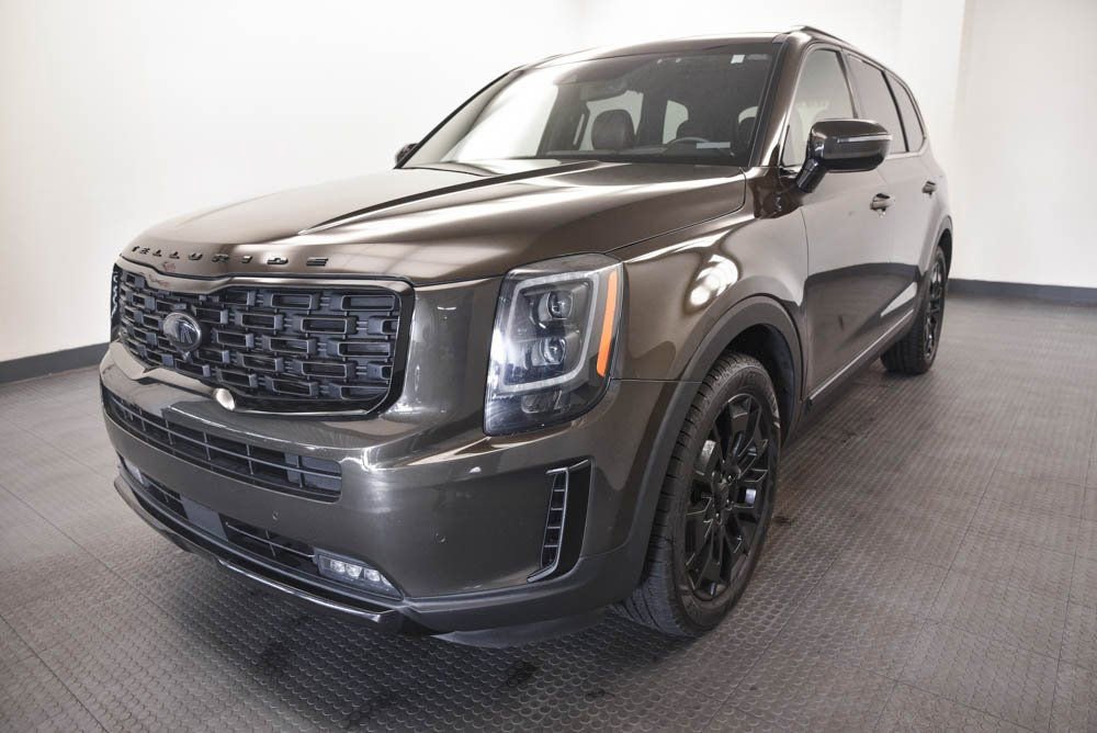 Used 2021 Kia Telluride SX w/ SX Prestige Package image 3