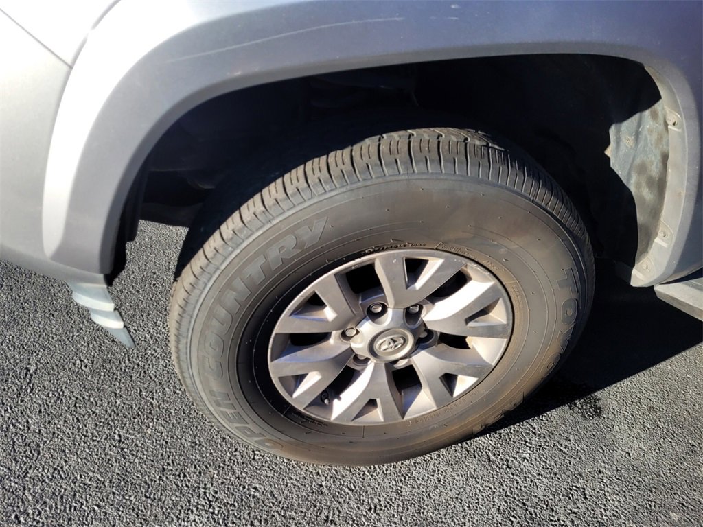 Used 2019 Toyota Tacoma SR5 image 4